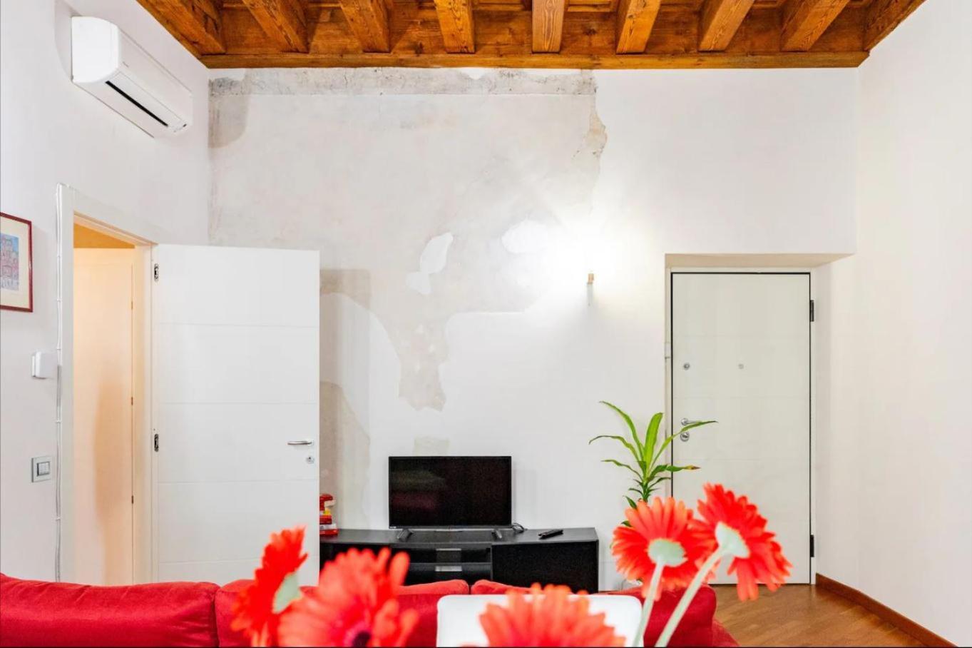 Magnolia Home - Piazza Delle Erbe Βερόνα Εξωτερικό φωτογραφία