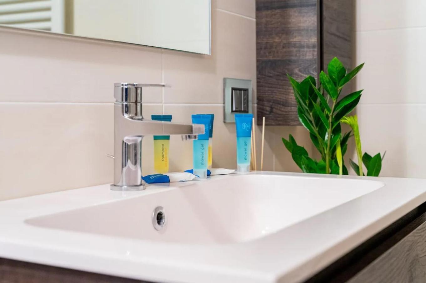 Magnolia Home - Piazza Delle Erbe Βερόνα Εξωτερικό φωτογραφία